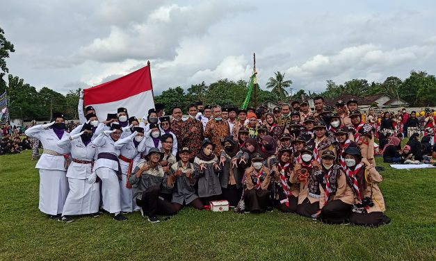 SMA Negeri 1 Seyegan ikut serta dalam Kirab Budaya Mbah Bergas