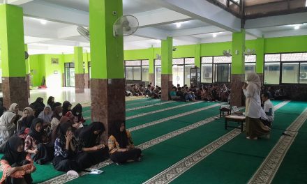Forum Peningkatan Keagamaan Iman dan Taqwa Melalui Kegiatan Pesantren Ramadhan dan Bina Iman