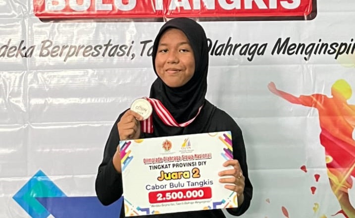 Juara II Bulutangkis O2SN DIY