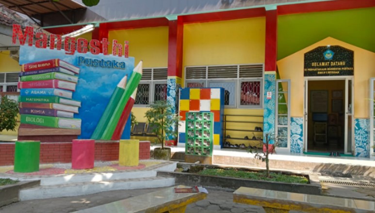 Mangesti Pustaka Perpustakaan SMA Negeri 1 Seyegan