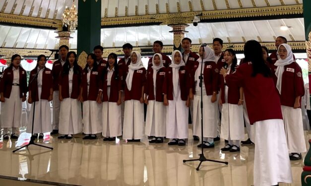 PENAMPILAN PADUS DALAM ACARA PELANTIKAN PENGURUS PMI DI KANTOR BUPATI SLEMAN