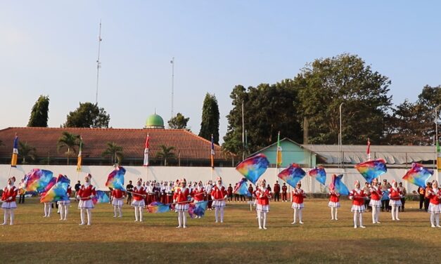 PENAMPILAN PERDANA MARCHINGBAND GITA SEMBADA SYHEBAT SMAN 1 SEYEGAN