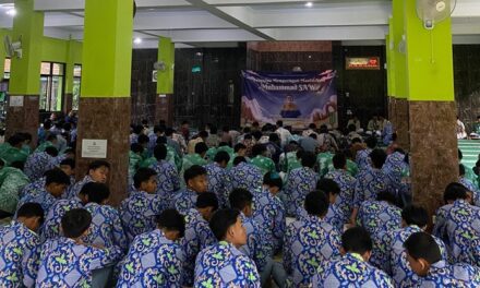 Membentuk Generasi Berkualitas melalui Kegiatan Rohani di Sekolah