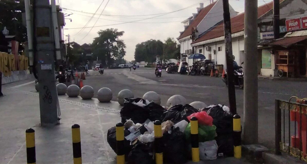 Yogyakarta Berjibaku dengan Gunungan Sampah