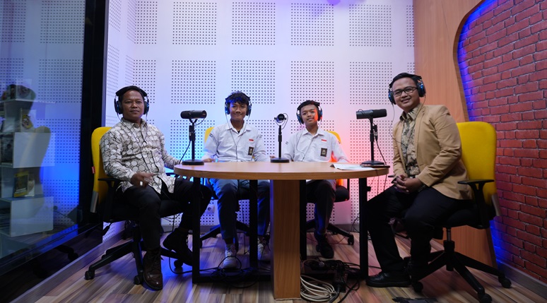 Podcast: Lebih dari Sekedar Hiburan