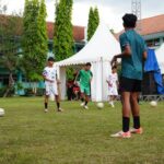 Menguasai Lapangan dengan Dribbling: Panduan Lengkap Teknik Menggiring Bola