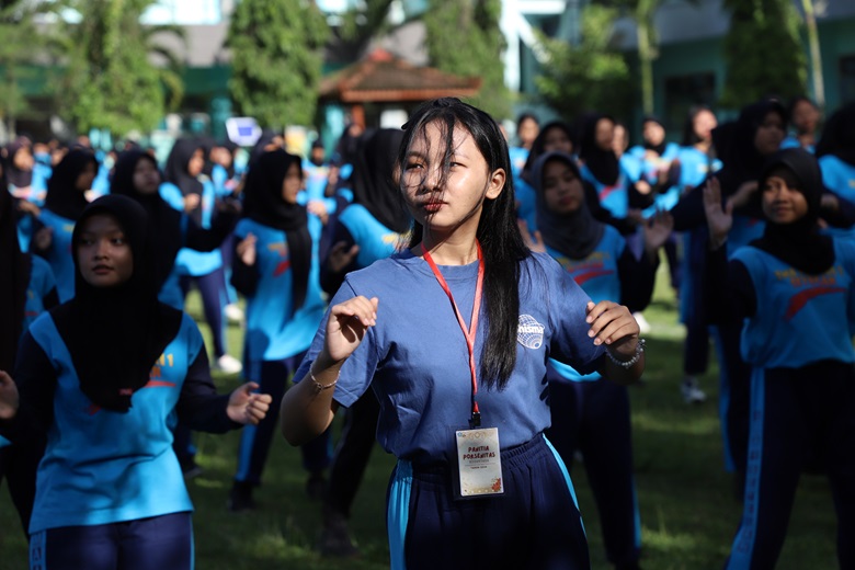 Semangat Perubahan: 7 Kebiasaan Anak Indonesia Hebat Mengubah Dunia Pendidikan