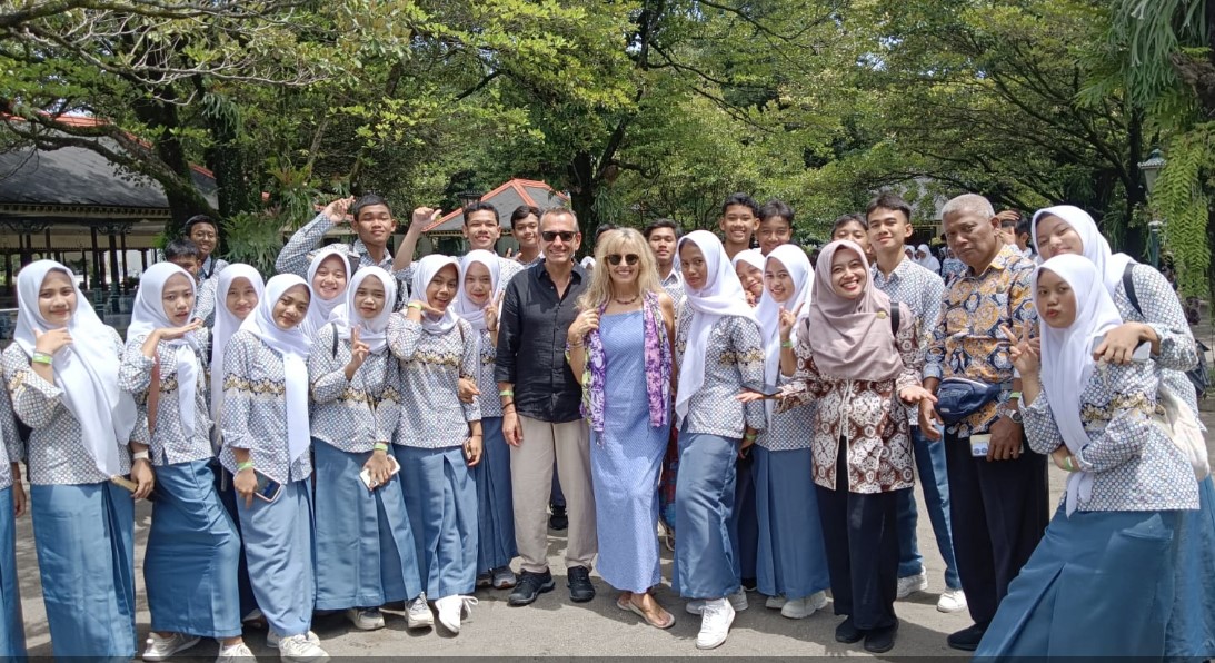 Menjelajahi Warisan Budaya dan Sejarah: Manfaat Kunjungan Museum bagi Siswa SMAN 1 Seyegan