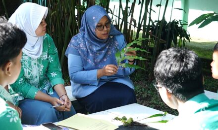Tanaman sebagai Laboratorium Hidup: Membangun Pemahaman Deep Learning dari Alam