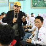 Menguasai Panggung: Panduan Melatih Public Speaking yang Baik dan Memukau