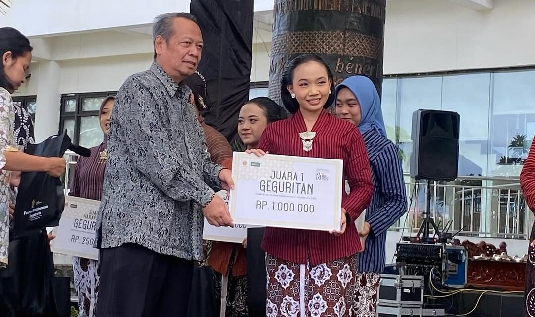 🏆 Kemenangan Puitis: Siswi SMA N 1 Seyegan, Lucia Anastiti, Sabet Juara 1 Lomba Cipta & Baca Geguritan Se-DIY