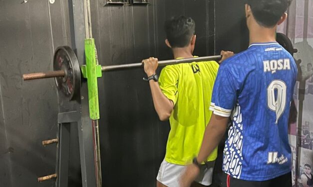 Kuat dan Presisi: Panduan Dasar Berlatih Angkat Besi yang Benar