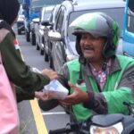 Semarak Ramadan 1447 H, Siswa SMAN 1 Seyegan Gelar Aksi “Sebata Takjil” untuk Masyarakat