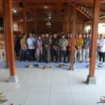 Mempererat Silaturahmi, SMAN 1 Seyegan Gelar Syawalan di Joglo Gumrigah: Momentum Bangun Kesalehan Sosial