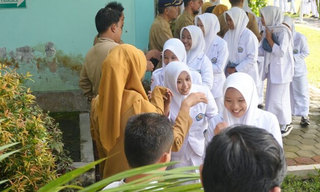 Kembali Fitri di Lapangan Hijau: Kehangatan Silaturahmi Syawalan 1447 H SMAN 1 Seyegan