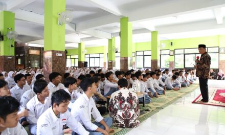 SMAN 1 Seyegan Gelar Parenting Inspiratif dan Doa Bersama Jelang Ujian