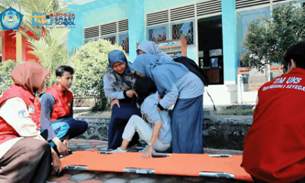 SMAN 1 Seyegan Gelar Simulasi Gempa di Hari Kesiapsiagaan Bencana 2026