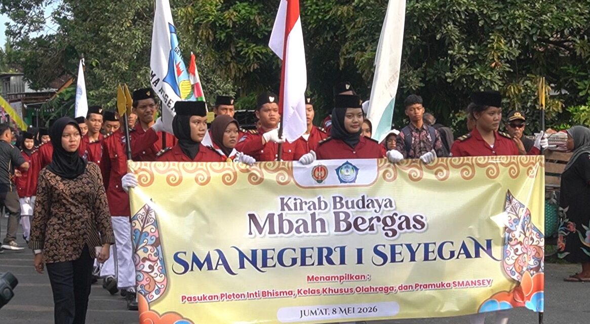 Lestarikan Tradisi Lokal, SMAN 1 Seyegan Unjuk Gigi dalam Kirab Budaya Mbah Bergas 2026