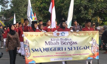 Lestarikan Tradisi Lokal, SMAN 1 Seyegan Unjuk Gigi dalam Kirab Budaya Mbah Bergas 2026