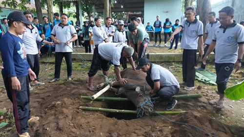 Tanamkan Jiwa Kepedulian, SMAN 1 Seyegan Gelar Penyembelihan Hewan Kurban di Idul adha 1447 H