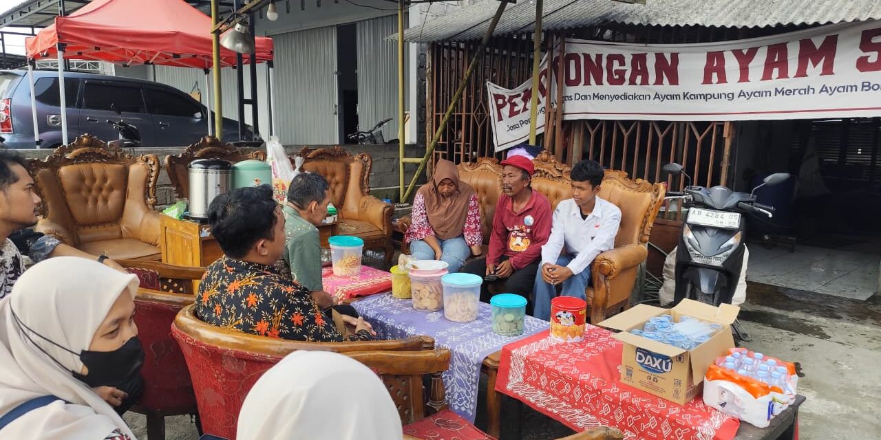 Wujud Kepedulian, SMAN 1 Seyegan Salurkan Bantuan untuk Keluarga Siswa Korban Kebakaran di Kasuran