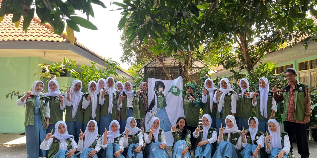 Wujudkan Sekolah Hijau, Siswa Baru SMAN 1 Seyegan Diajak Aksi Lingkungan dalam MPLS