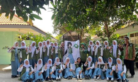 Wujudkan Sekolah Hijau, Siswa Baru SMAN 1 Seyegan Diajak Aksi Lingkungan dalam MPLS