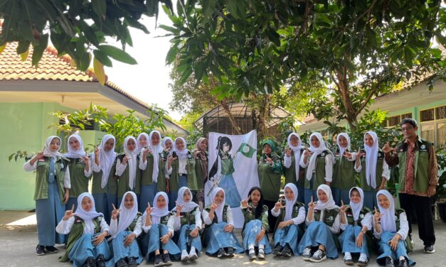 Wujudkan Sekolah Hijau, Siswa Baru SMAN 1 Seyegan Diajak Aksi Lingkungan dalam MPLS