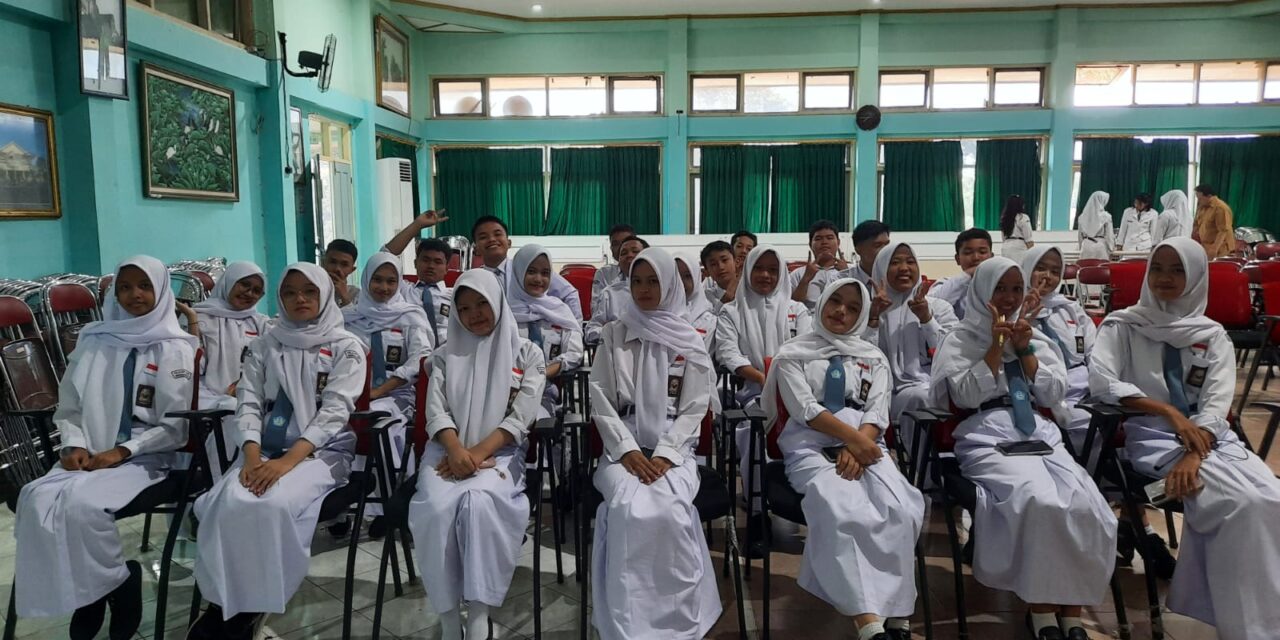 Implementasi Prototipe Sikomhati.id untuk Mengurangi Bullying dan Cyberbullying di SMA Negeri 1 Seyegan
