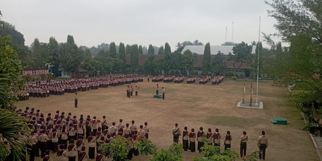 Peringatan Hari Pramuka di SMAN 1 Seyegan: Kobar Semangat Dasadarma dan Penyematan Tanda Penghargaan Bintang Tahunan