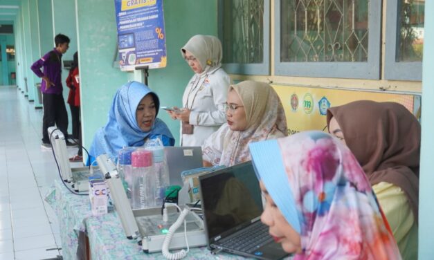 Sinergi SMAN 1 Seyegan dan Kimia Farma: Wujudkan Civitas Akademika Sehat Lewat Pemeriksaan Kesehatan Gratis