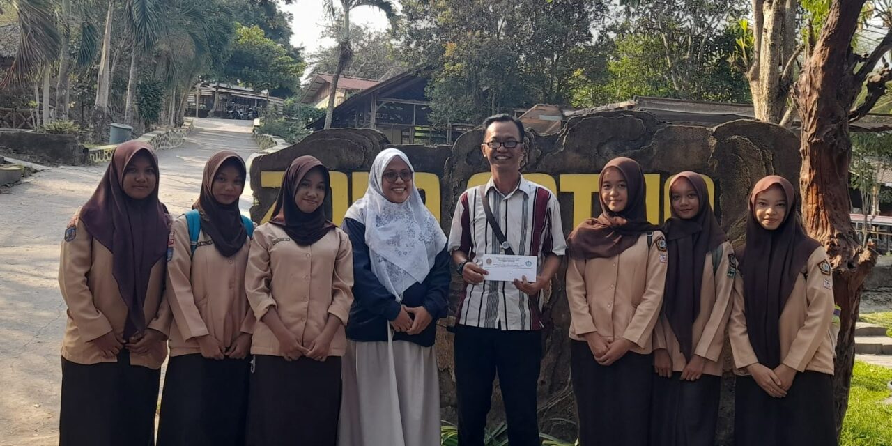 Penyerahan Siswa Kelas XI: Pengalaman Magang Edukatif di Jogja Exotarium sebagai Alternatif OCS Bali