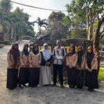 Penyerahan Siswa Kelas XI: Pengalaman Magang Edukatif di Jogja Exotarium sebagai Alternatif OCS Bali