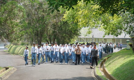 Masa Depan Pemimpin Bangsa: Jejak Inspiratif Siswa SMAN 1 Seyegan dalam Studi Kebangsaan di Istana Kepresidenan Tampaksiring Bali